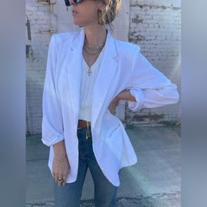 Vintage 80's style Sag Harbor woman cream linen blazer